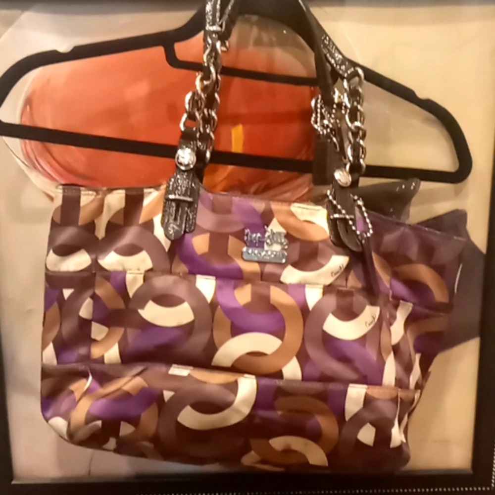 Coach Chainlink SignatureEast/West Tote